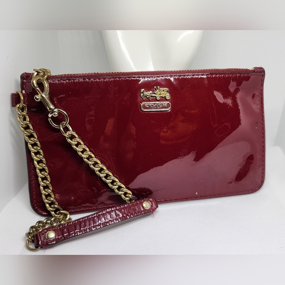 Used Coach red wallet/wristlet - Picture 1 of 9